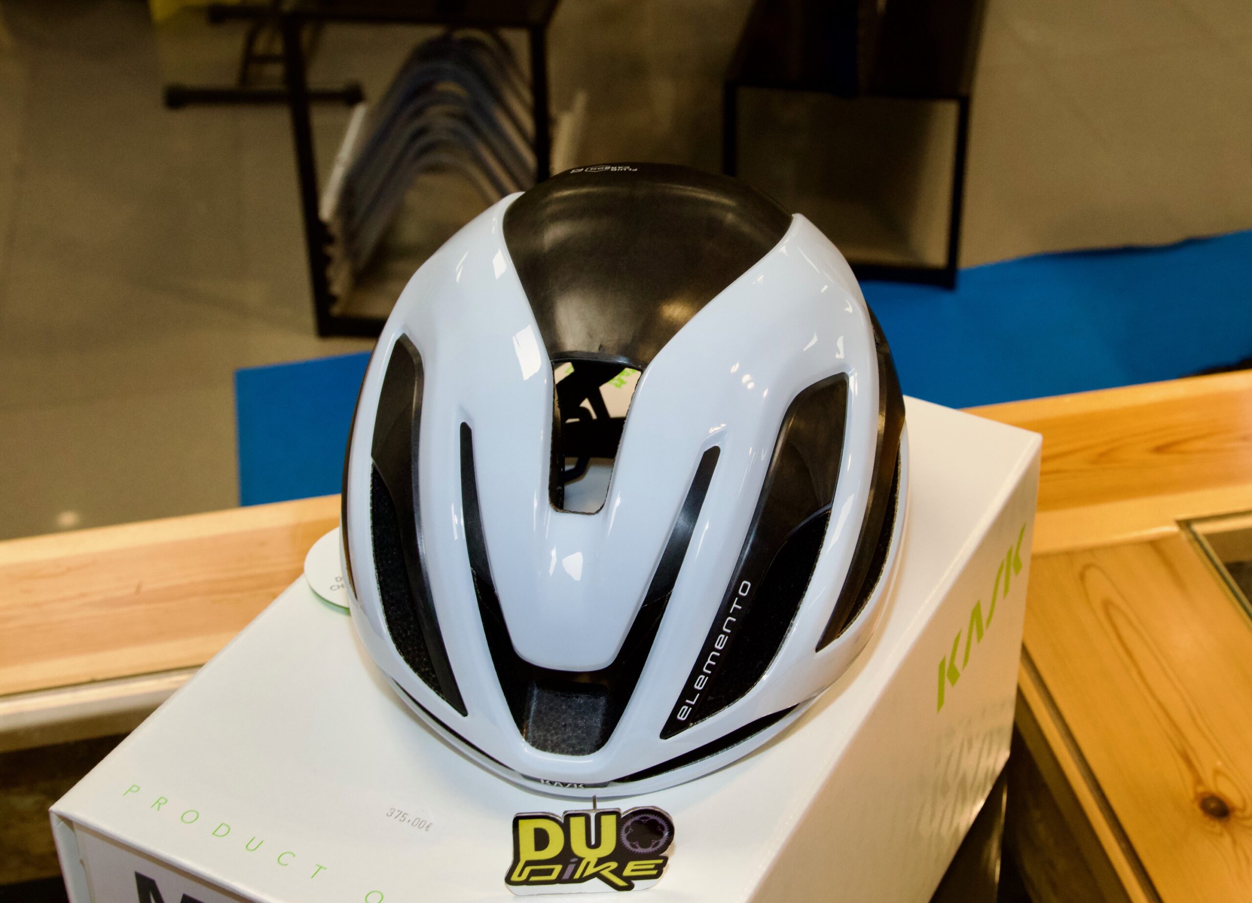 KASK ELEMENTO White - Imagen 4