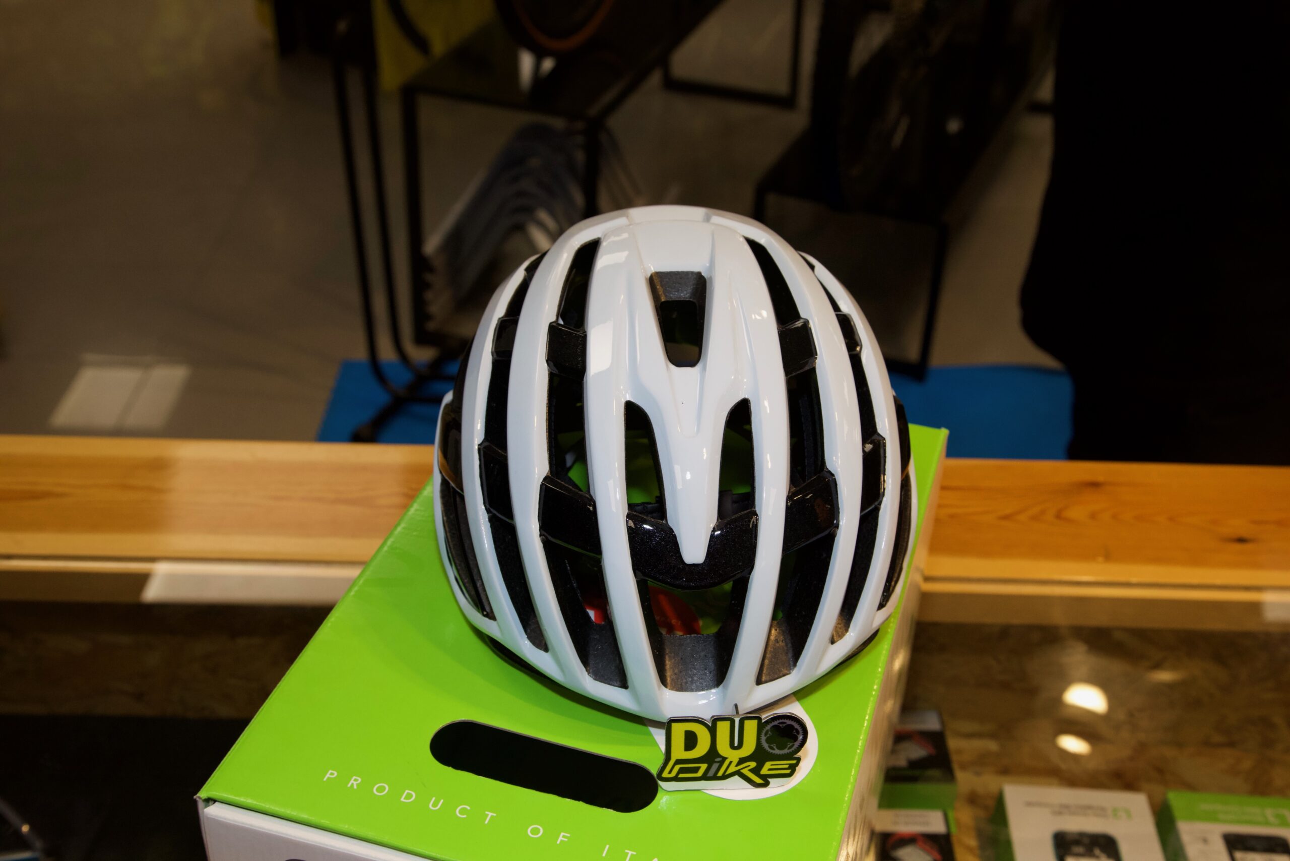 KASK VALEGRO - Imagen 10