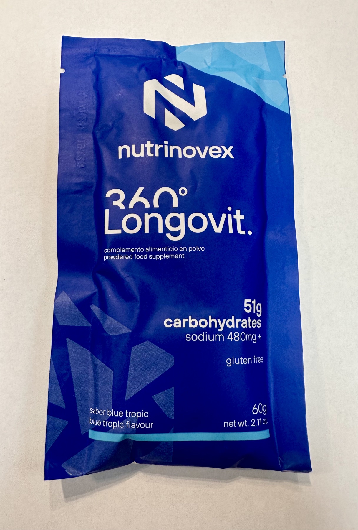 NUTRINOVEX 360º LONGOVIT 51g Carbohydrates sodium 480mg Blue tropic