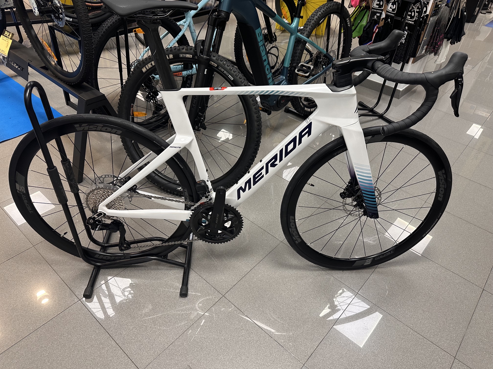 Merida Reacto 5000 (2027) - Imagen 4